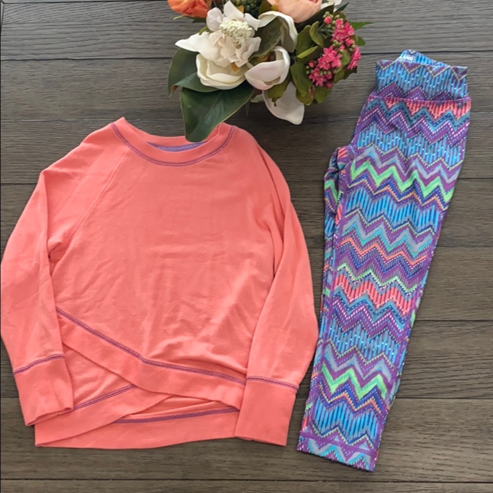 Capri length leggings and matching sweatshirt